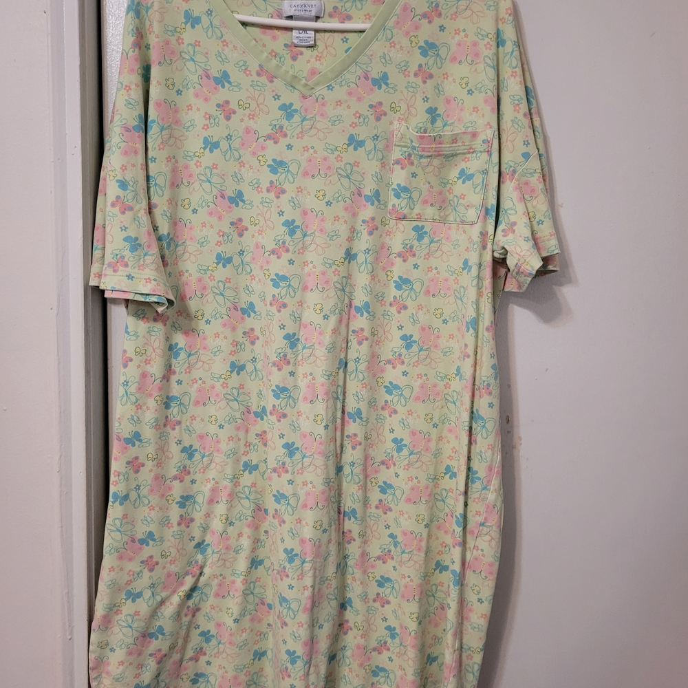Vintage Cabernet Sleepwear Sleep Shirt Butterflies Made In Hong Kong